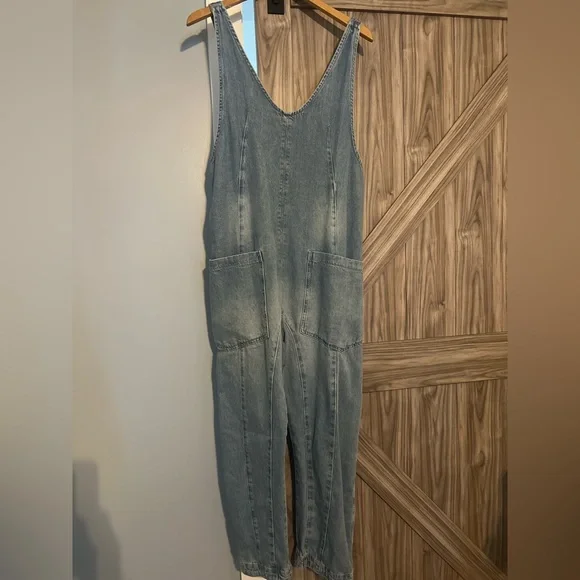 We The Free Blue Denim Overalls Classic Style - Picture 4 of 8